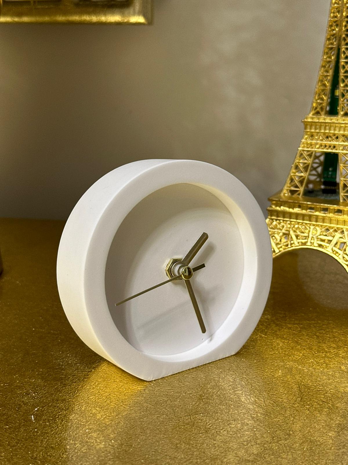 Oval Dekoratif Masa Saati - Gold Akrep-Yelkovan