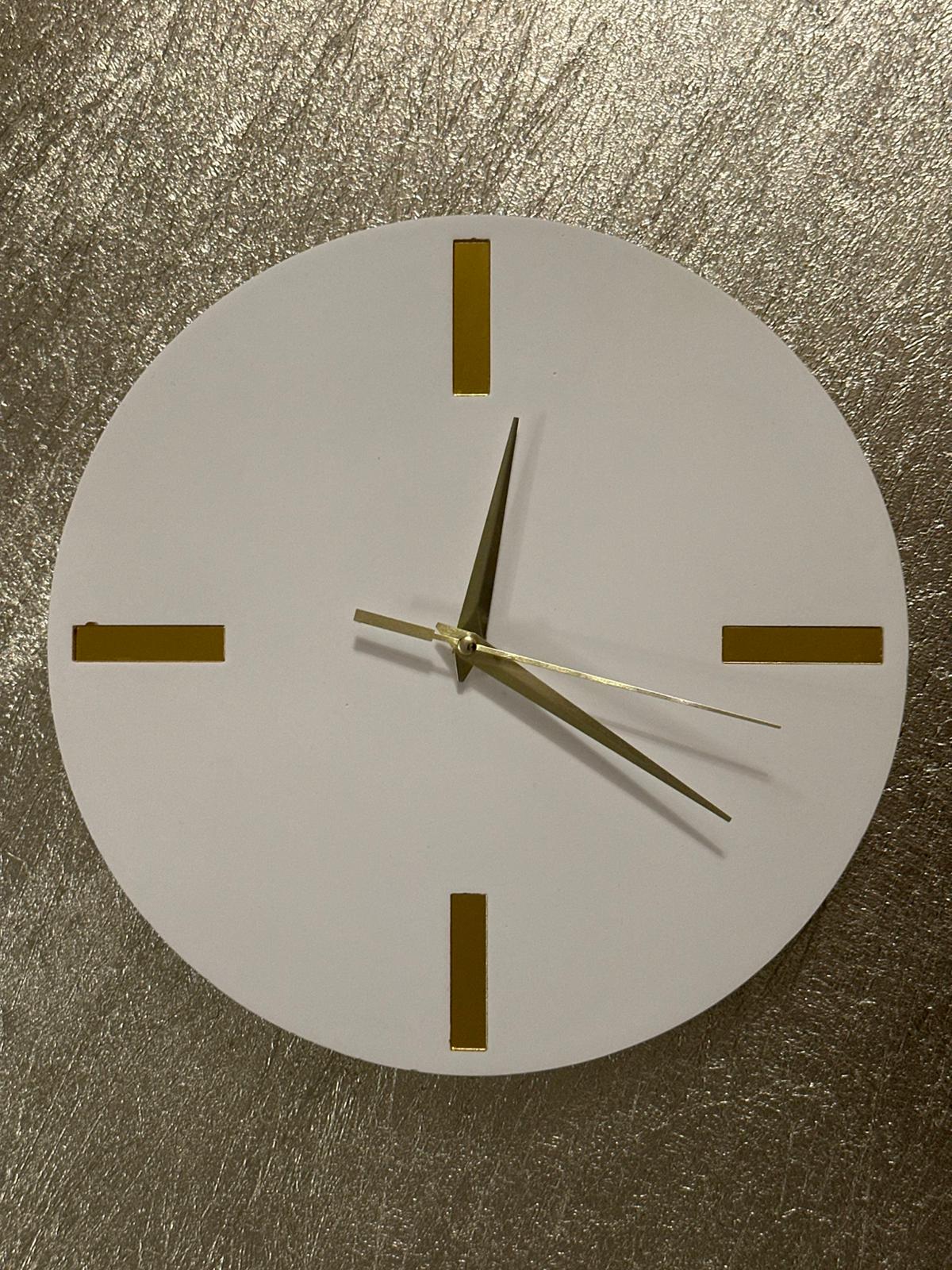 Dekoratif Duvar Saati - Gold Akrep-Yelkovan - 27,5*27,5 cm