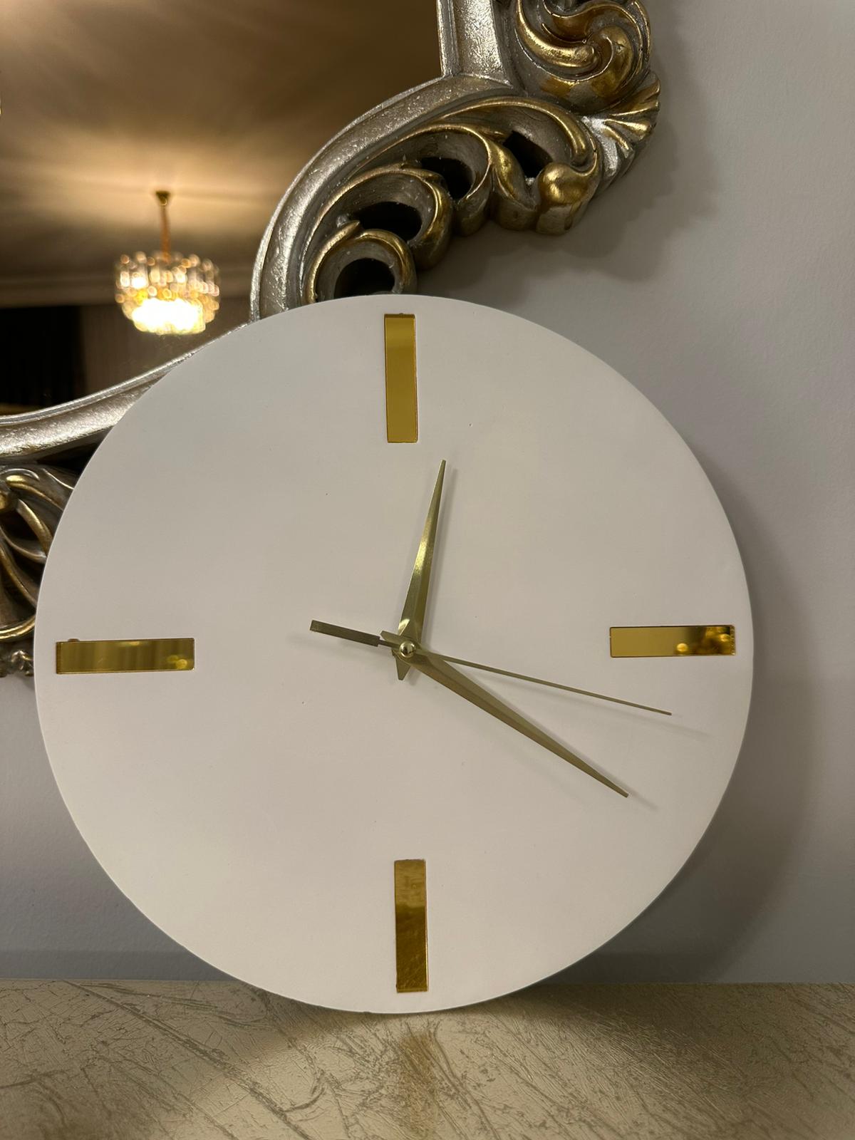 Dekoratif Duvar Saati - Gold Akrep-Yelkovan - 27,5*27,5 cm