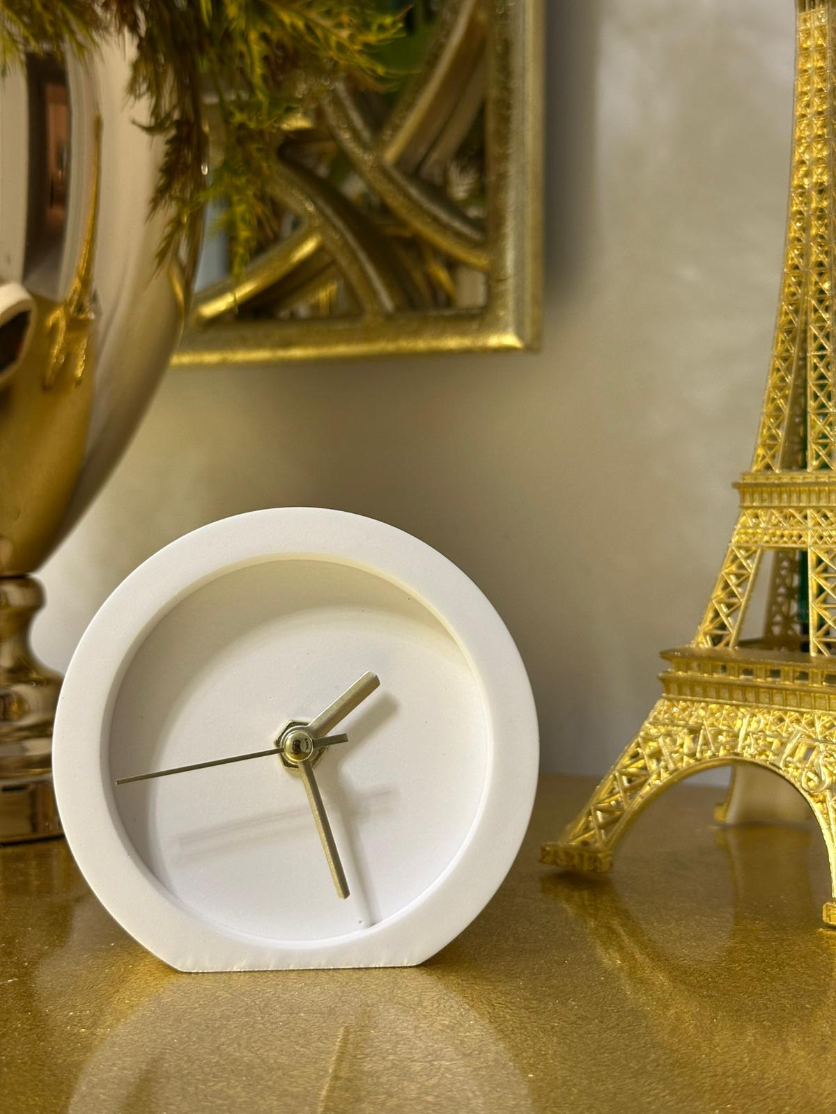 Oval Dekoratif Masa Saati -  Gold Akrep-Yelkovan