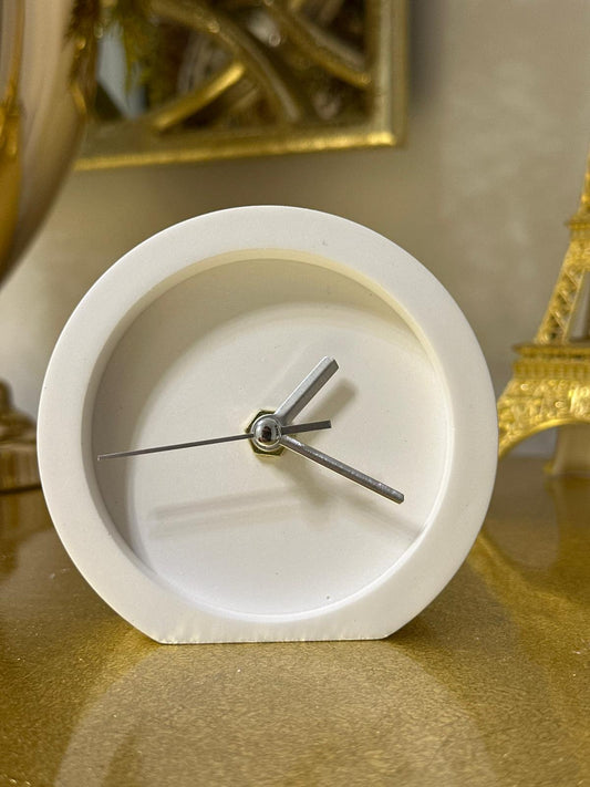 Oval Dekoratif Masa Saati -  Silver Akrep-Yelkovan