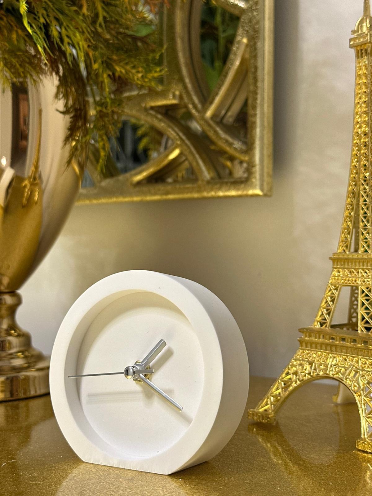 Oval Dekoratif Masa Saati -  Silver Akrep-Yelkovan