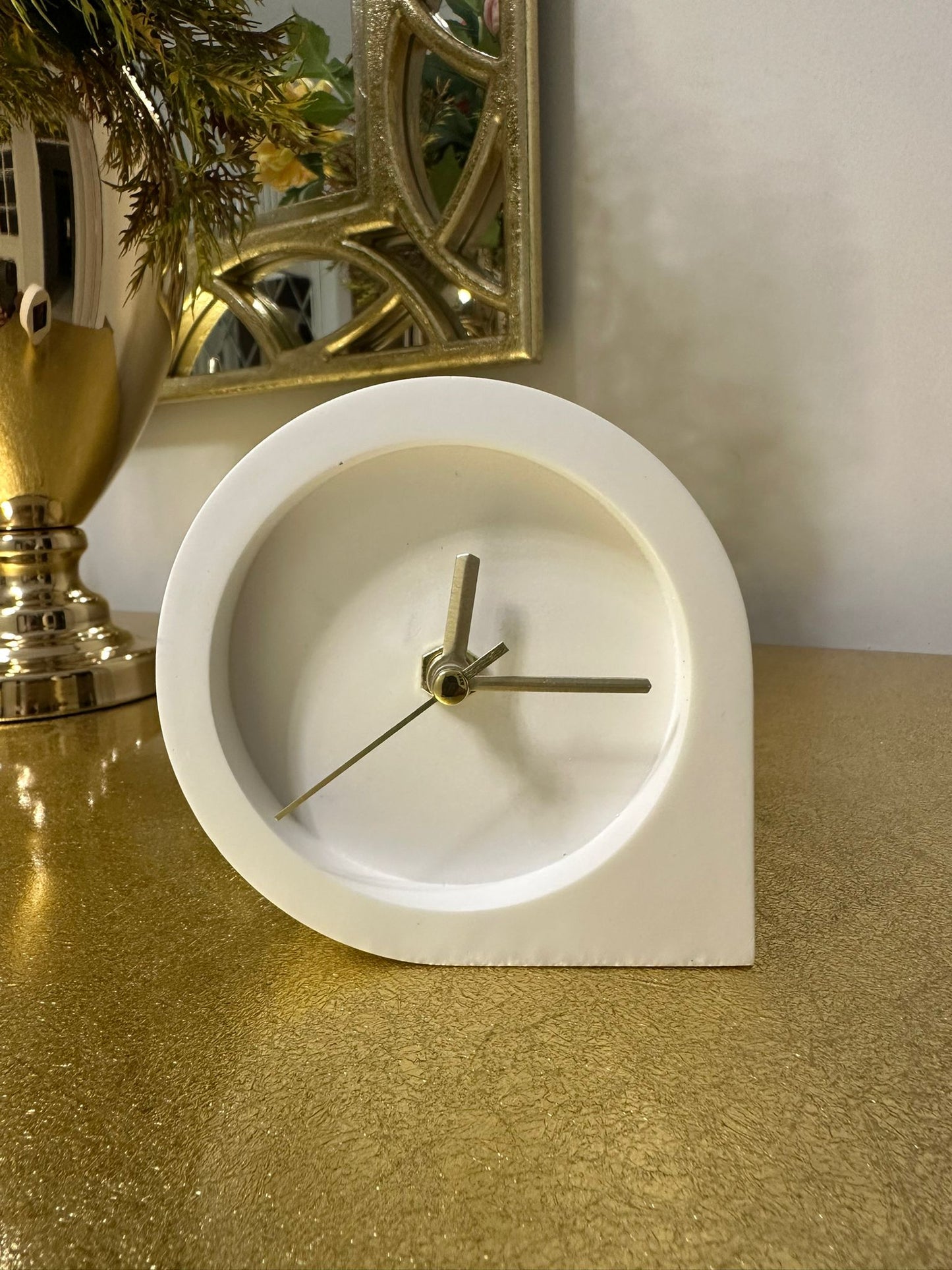 Köşeli Masa Saati -  Dekoratif Masa Saati - Gold Akrep Yelkovan