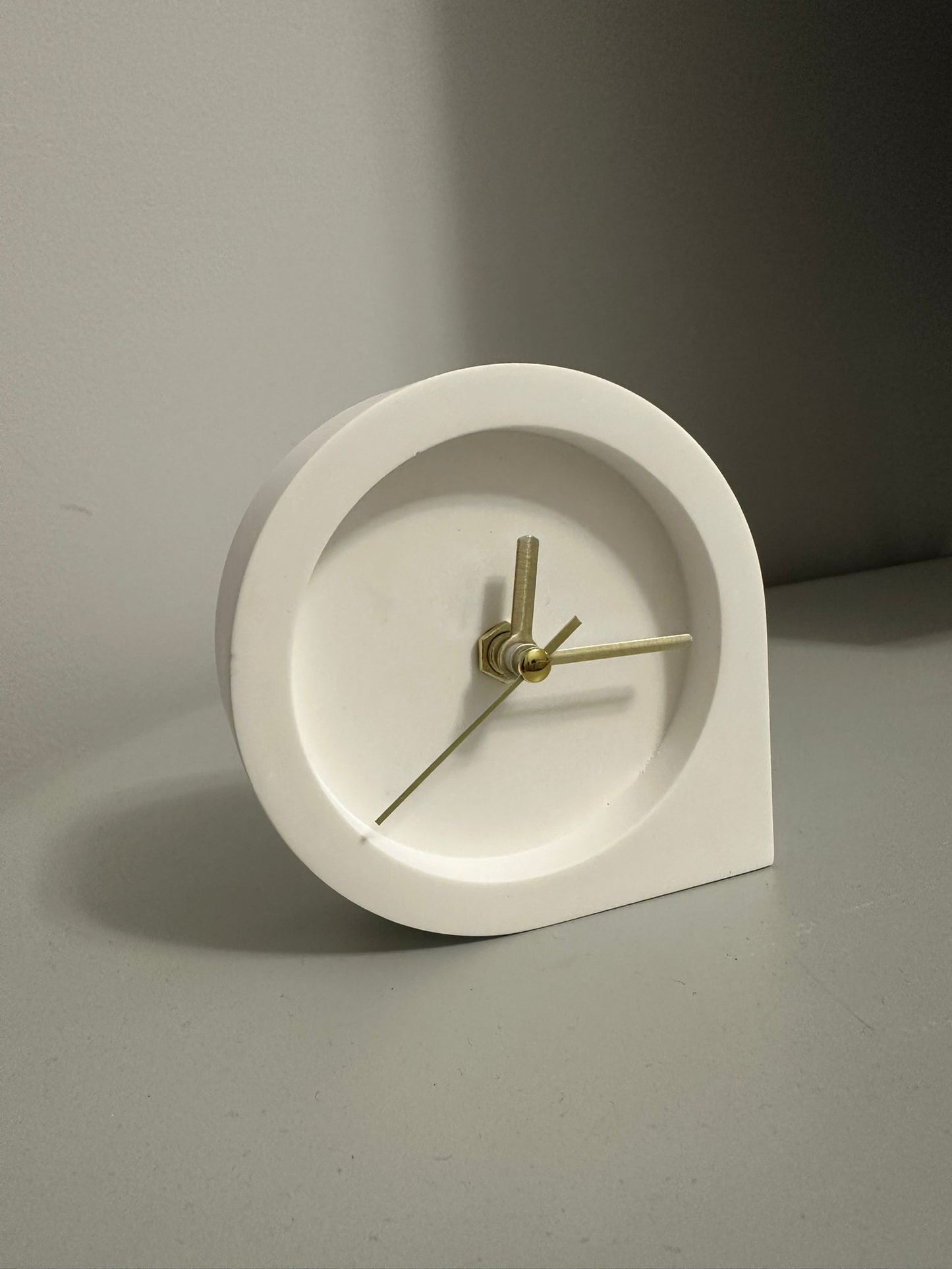 Köşeli Masa Saati -  Dekoratif Masa Saati - Gold Akrep Yelkovan