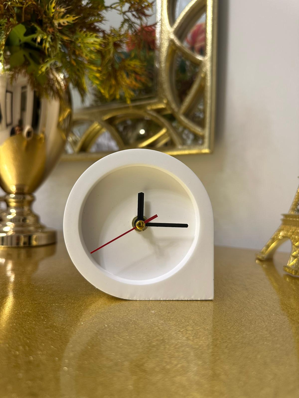 Köşeli Masa Saati -  Dekoratif Masa Saati - Siyah Akrep Yelkovan